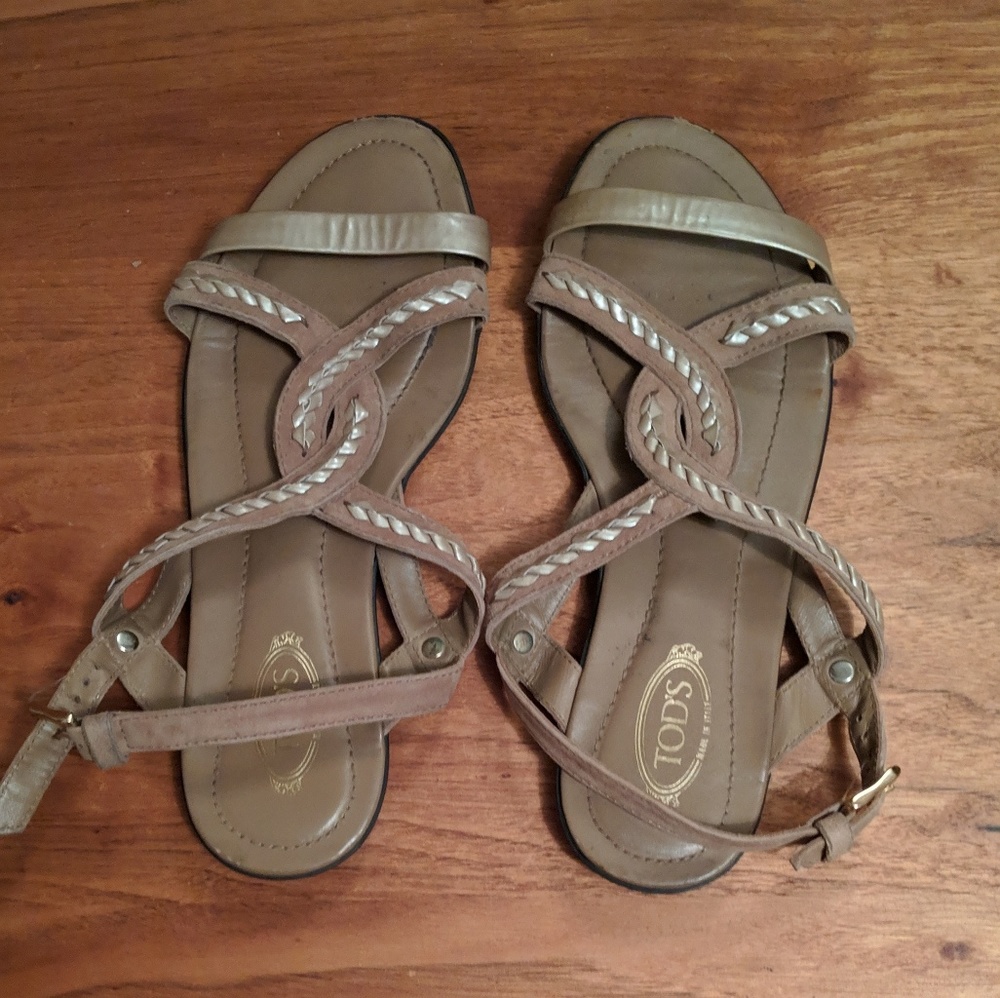 Tod's flat sandals
